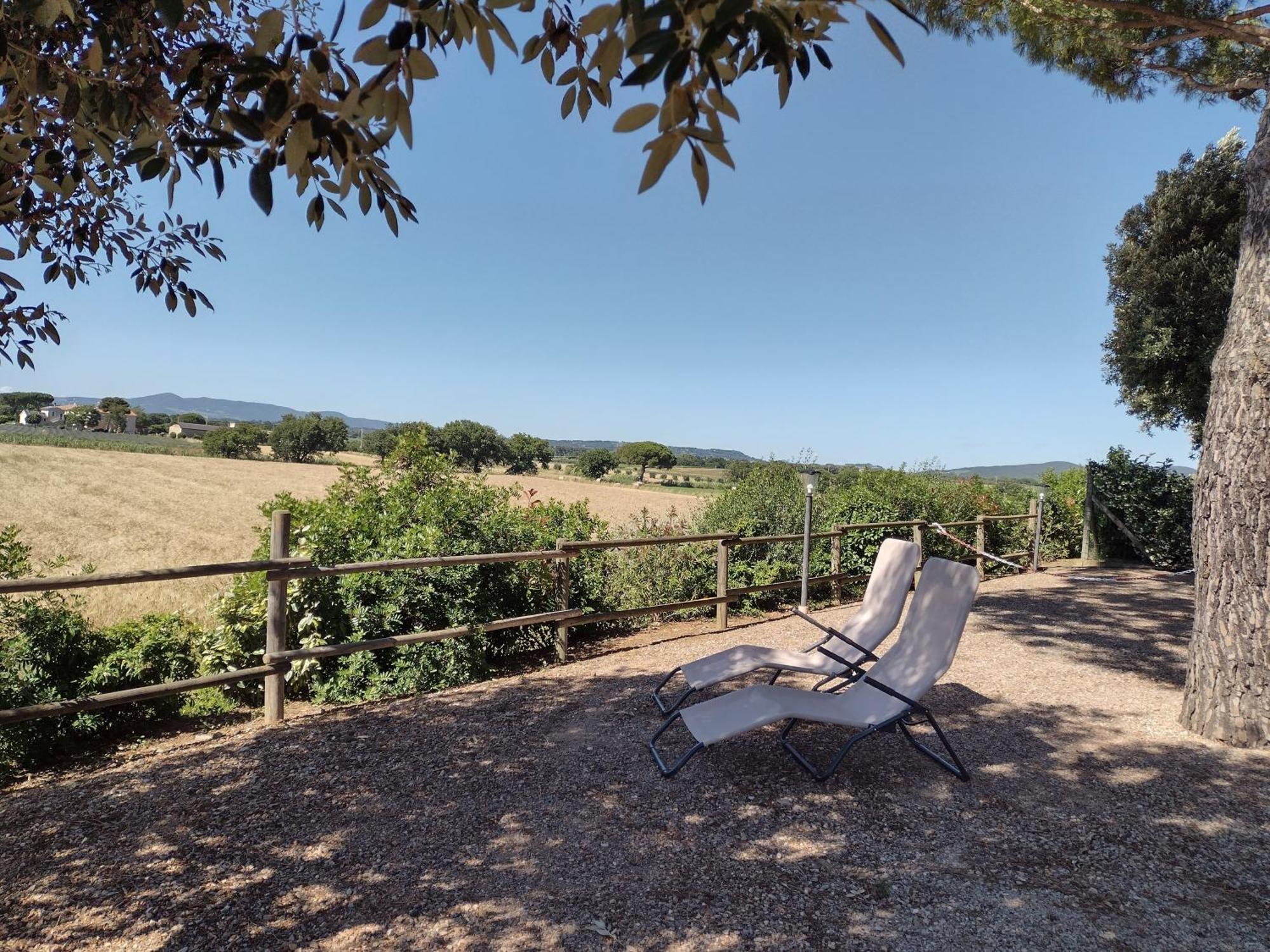 Agriturismo I Debbi 毕博纳 外观 照片