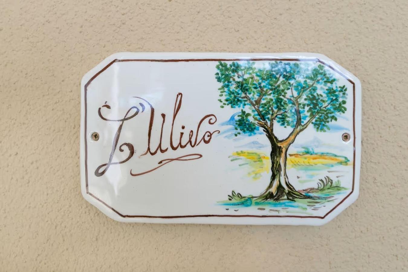 Agriturismo I Debbi 毕博纳 外观 照片