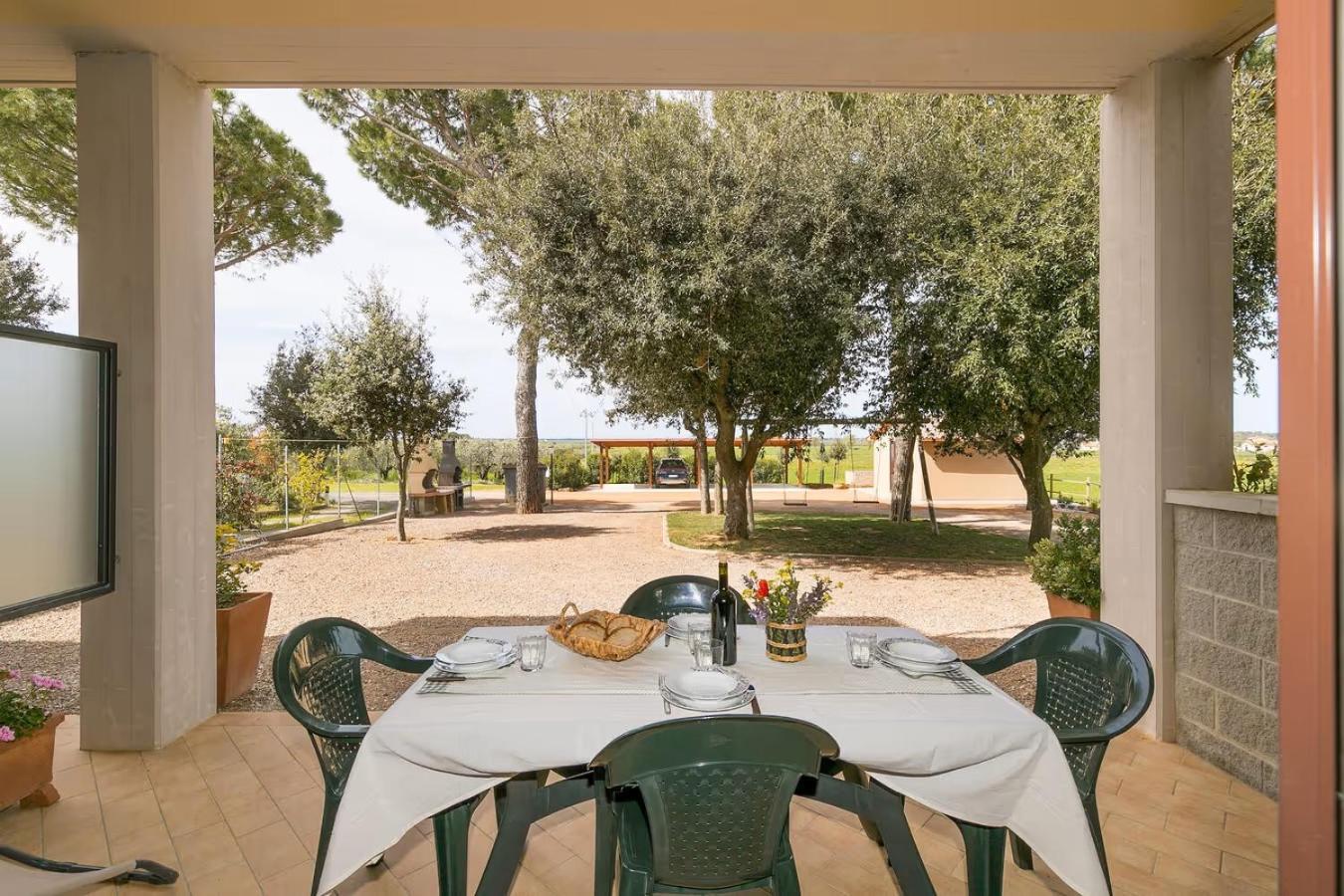 Agriturismo I Debbi 毕博纳 外观 照片