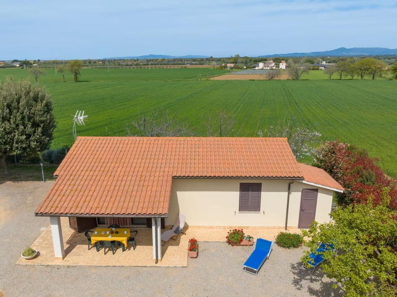 Agriturismo I Debbi 毕博纳 外观 照片